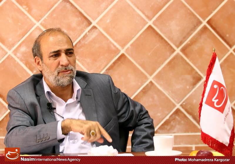 افزایش نامتعارف حقوقها در آستانه انتخابات خلاف قانون است/ مجلس ورود کند!