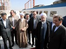 راه‌آهن تهران- همدان نیمه کاره افتتاح شد/ اهالی سنندج  دوسال دیگر صاحب راه‌آهن می‌شوند