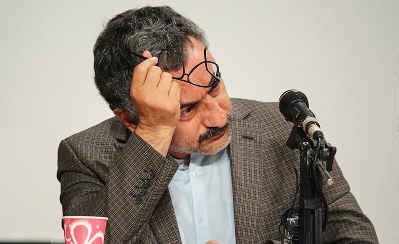 اختیاراتی که آقای ‌خامنه‌ای به روحانی و سران سه قوه داده اگر به چوب داده بود تا الان یک کاری کرده بودند/ از ۹ ماه قبل به روحانی هشدار داده بودیم بحران در پیش است