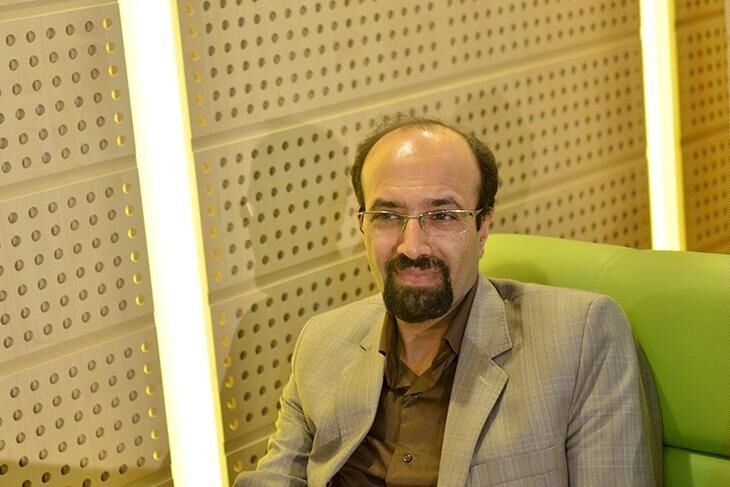 مردم احساس می‌کنند که دولت در اداره امور ناتوان است/ عملکرد ضعیف تیم اقتصادی دولت تقاضای مردم برای کالاهای مصرفی را افزایش داد