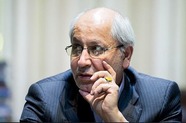 آقای نیلی پست دولتی دارد و باید به چالشهای کنونی در اقتصاد ایران پاسخ دهد/ یادداشت نیلی هیچ منطق اقتصادی نداشت