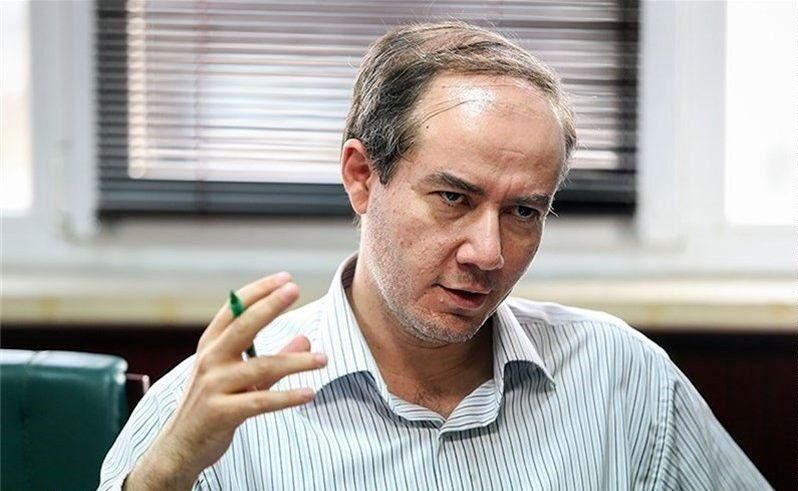 آخوندی در وزارتخانه‌اش خوب کار می‌کرد کشور تا 10 سال سرپا بود/ وزیر راه و شهرسازی به دلیل سوزاندن فرصتهای کشور در 2000 روز اخیر باید محاکمه شود