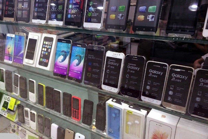 وزارت ارتباطات آماده همکاری برای تنظیم بازار تلفن همراه است
