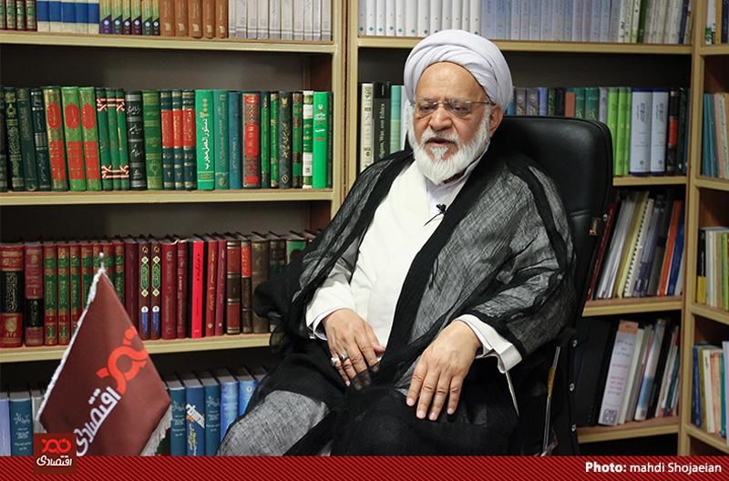 دولت در دو سال اخیر 1000 میلیارد تومان از بانک مرکزی استقراض کرد/ روحانی دریافت خط اعتباری از بانک مرکزی را استقراض نمیداند