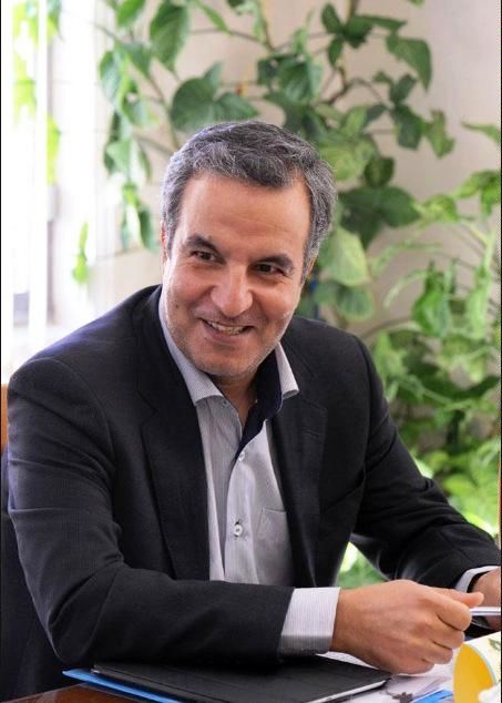 مدیران بازنشسته صندوق ذخیره فرهنگیان به سرعت پست سازمانی خود را ترک کنند/ پرداخت حقوق به مدیران بازنشسته شاغل صندوق ذخیره فرهنگیان جرم است
