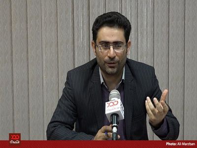 اظهارات بی ربط مسئولان درباره دلار باعث گران شدن آن در بازار می‌شود
