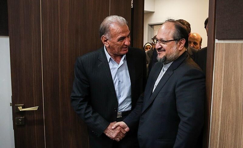 برخی مدیران 2 و 3 شغله وزارت کار را بشناسید/ آقای شریعتمداری! منتظر تحقق وعده شما درباره چند شغله‌ها هستیم!