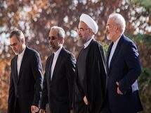 ارزیابی ۵ اقتصاددان و فعال اقتصادی از عملکرد اقتصادی دولت در سال ۹۷- (3)