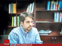 اگر دلار ۴۲۰۰ تومانی تعیین نشده بود، قدرت خرید مردم بیشتر بود/ دلار ۴۲۰۰ تومانی باعث اختلاس های نجومی در شرکتهای فولادی و پتروشیمی شد