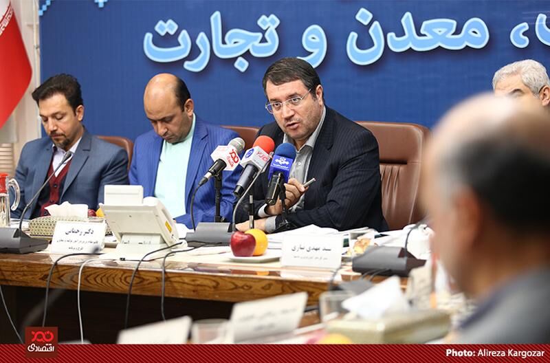 ارز 14 هزار تومانی هم موجب رشد صادرات نشد