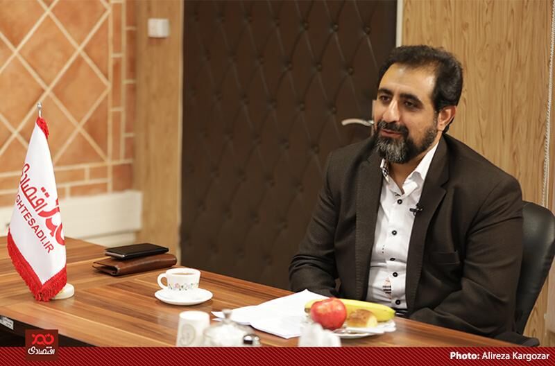 سرمایه گذاری خارجی 70 درصد کم شد/ با منتفی شدن مذاکره با آمریکا برای حل مشکلات اقتصادی برنامه ریزی کنید/ رئیس جمهور در سالهای پایانی دولتش هنرش را نشان دهد