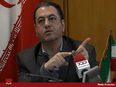 در همین شرایط تحریم، کالاهایی داشتیم که صادرش کردیم، باید آن صنایع را شناسایی و برای تداوم آن برنامه‌ریزی کنیم