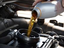 افزایش قیمت خوراک روغن موتور موجب کاهش صادرات و غیر اقتصادی بودن تولید می گردد