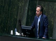 طرح دو فوریتی برای تک‌نرخی‌شدن بنزین در مجلس