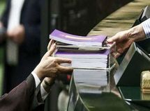 بهتر نبود بجای گرانی ۲۰۰ درصدی بنزین، فقط ۵ درصد در هزینه‌های شرکت‌های دولتی صرفه جویی می‌شد؟