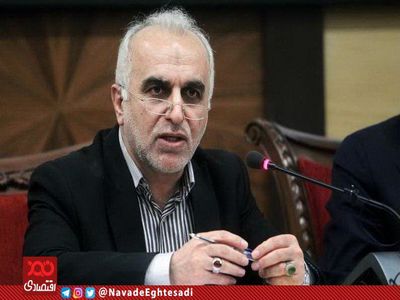 رشد کشور مثبت ۰.۵ است/ برخی اساتید دانشگاه پیش بینی می کردند نرخ دلار به ۴۰ هزار تومان برسد
