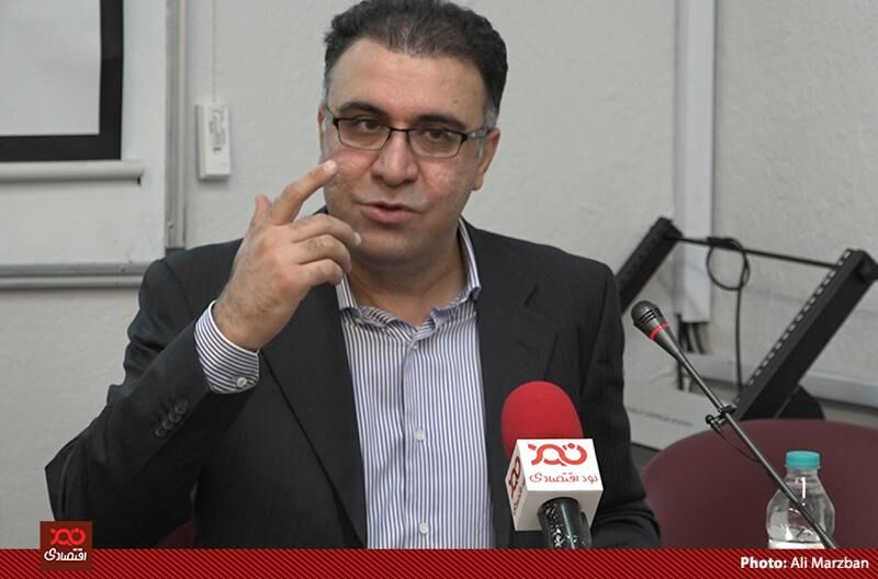 حرکت منفعلانه دولت در کاهش درآمدهای نفتی