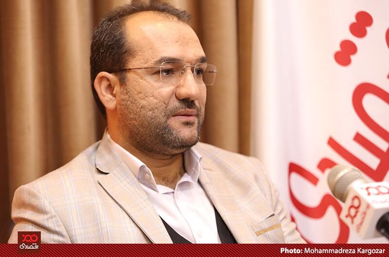 روش فعلی سهمیه بندی بنزین تاثیری در قاچاق ندارد