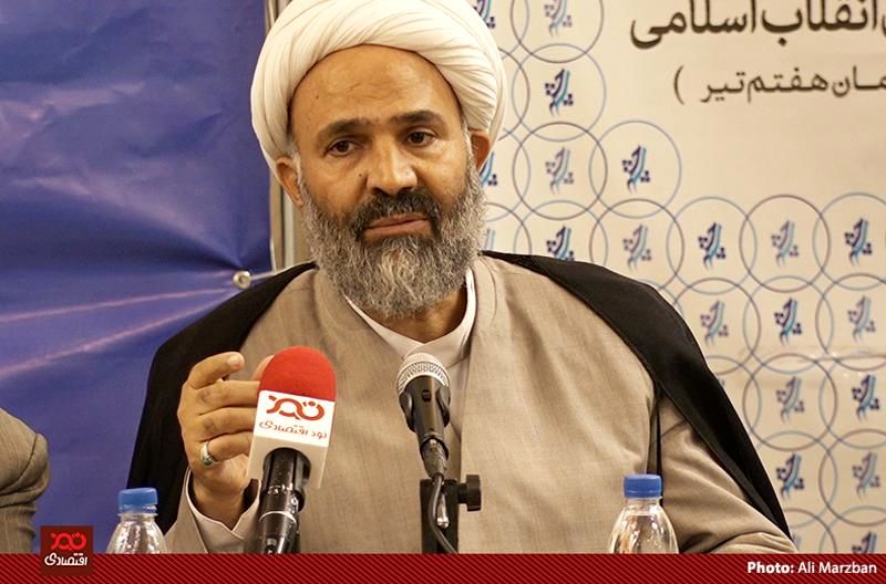 فرار مالیاتی کاملا کسری بودجه را پوشش میدهد/ فروش اموال دولت با ترک تشریفات بوی فساد میدهد