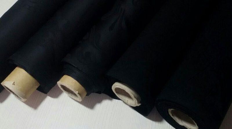 برخی واردکنندگان چادر مشکی قصد ضربه زدن به تولید داخل دارند