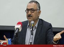 ۳ برابر شدن قیمت بنزین فاصله طبقاتی مردم را بهبود می‌بخشد و اعتراض مردم به گرانی بنزین نیست