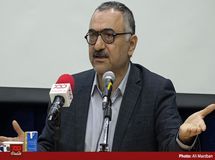 ۳ برابر شدن قیمت بنزین فاصله طبقاتی مردم را بهبود میبخشد و اعتراض مردم به گرانی بنزین نیست