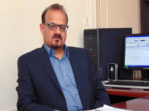 اگر خودروسازی خصوصی می‌شد، وضعیت بازار خودرو خیلی بهتر از امروز بود/ وضعیت فعلی بازار به نفع خودروسازان است