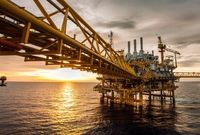 رویترز: ترور سردار سلیمانی قیمت نفت را افزایش داده و روند افزایش قیمت همچنان ادامه دارد