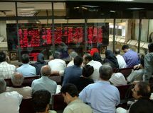 وضعیت شرکت‌های بورسی خوب است و بازار سرمایه به زودی به ثبات می‌رسد