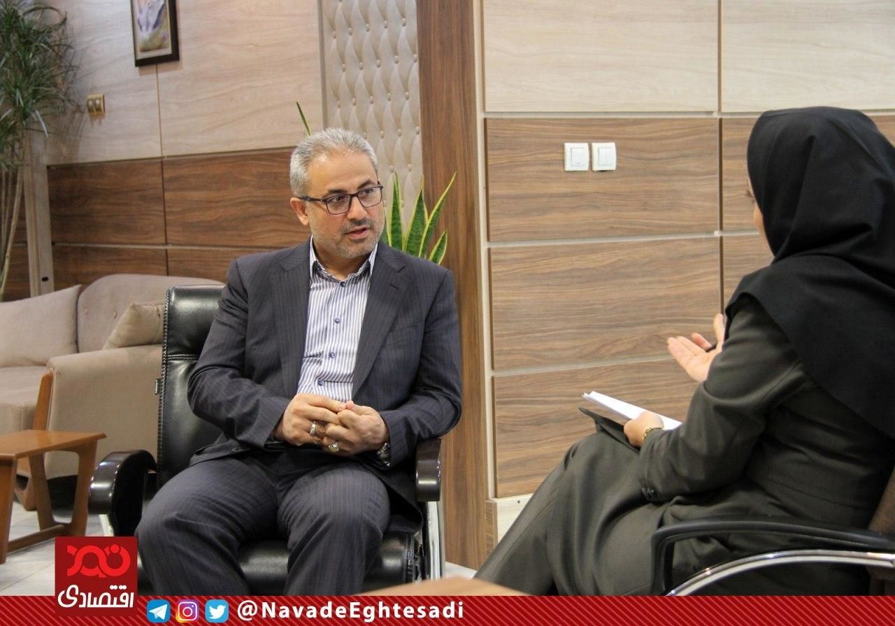 کسانی که خبر رفتن من را ساختند به خدا واگذارشان میکنم!