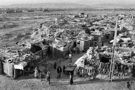 کمکهای مالی شاه به برخی از کشورها، درست زمانی که مردم ایران در فقر مطلق بودند!