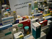 دارو در سال ۹۹ گران نمی‌شود/ دارو‌های ایرانی دارای کیفیت بالایی هستند