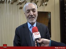 در مجلس قبلی و فعلی حضور نمایندگان اقتصاددان و کسانی که اقتصاد می‌دانند، کمرنگ بود