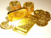 قیمت طلا نزدیک به بالاترین رکورد ۷ ساله ایستاد