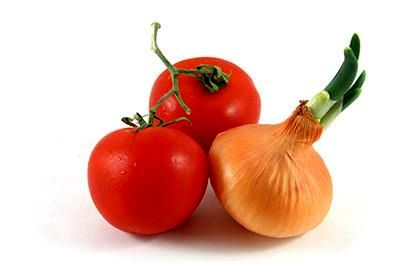 قیمت برخی کالاهای اساسی و مهم / افزایش قیمت پیاز، سیبزمینی و گوجه در یک سال گذشته