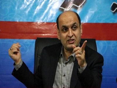 وزارت اقتصاد، بانک مرکزی و سازمان برنامه و بودجه آرامش را به اقتصاد ایران برگردانند/ کاهش قیمت نفت تاثیری بر اقتصاد ایران ندارد