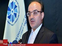 آقای حسینی چرا در زمین آمریکایی ها بازی می کنید؟