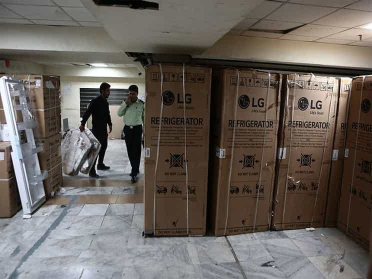 مجلس نباید تنها به ارائه گزارش‌های قاچاق اکتفا کند/ مجموع تولید داخلی کارخانه‌های بزرگ کشور به ۲۵ میلیارد دلار نمی‌رسد