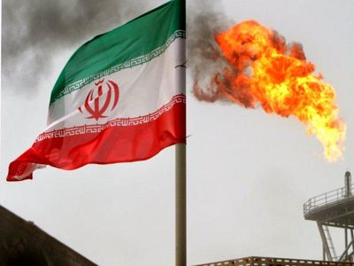منفی شدن قیمت نفت آمریکا تاثیری بر قیمت نفت خام ایران ندارد