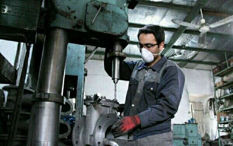 کرونا میزان تولید و فروش واحدهای تولیدی را به ترتیب ۲۲.۲ درصد و ۸۳ درصد کاهش داد