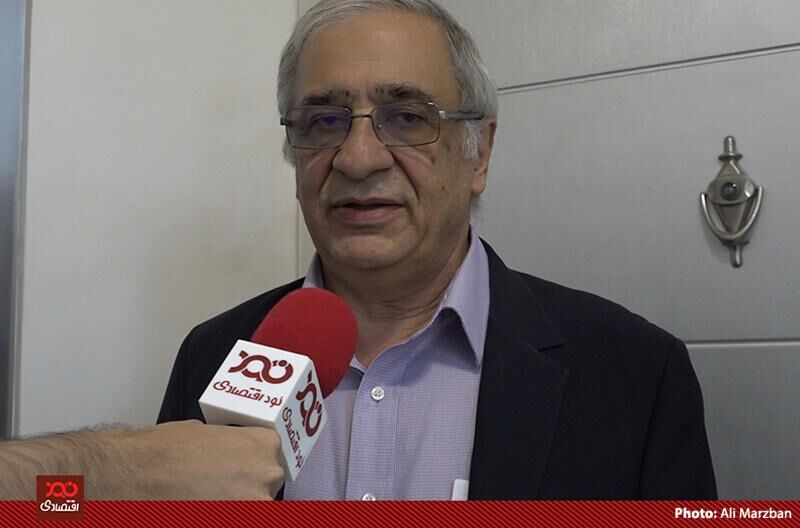 کاهش نرخ سود بانکی اقدامی واقع بینانه بود/ بانک ها امسال کمتر سود می‌کنند