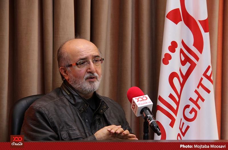 افزایش شاخص بورس اصلا منطقی نیست و تجربه نشان داده، اوضاع تغییر خواهد کرد