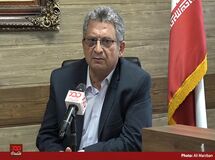 بسیاری از هم صنفی‌هایم ورشکست شدند، وام ۱۰ میلیون تومانی به چه درد بنکدار پارچه می‌خورد؟