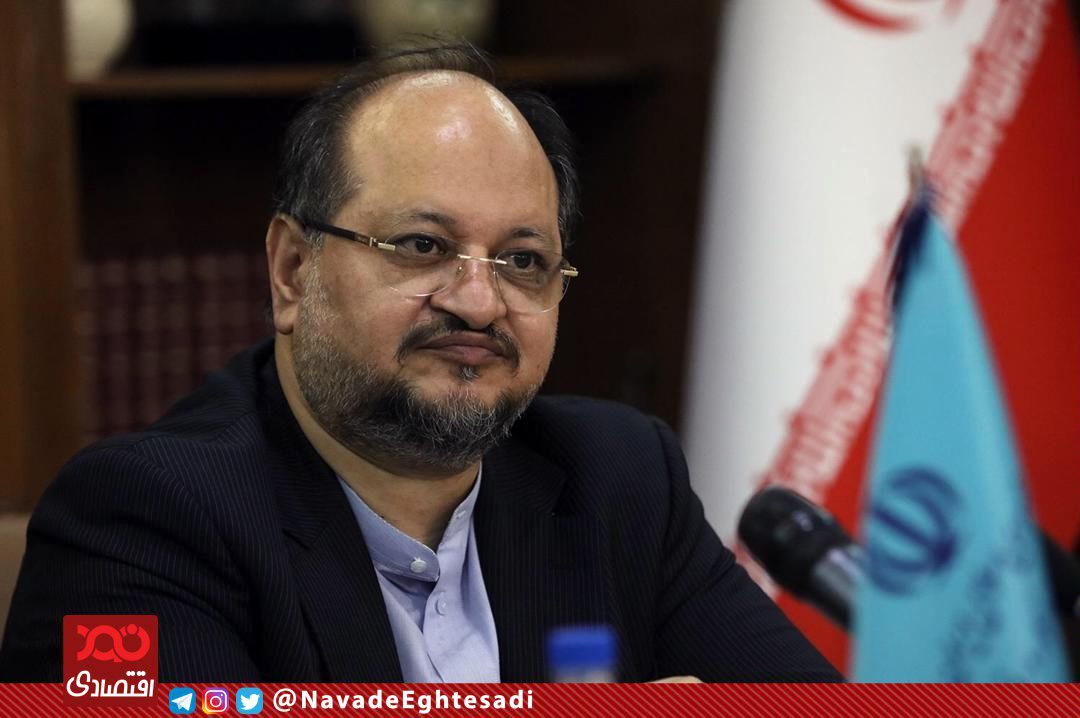 دستور وزیر کار برای رسیدگی سریع و حل مشکلات فرد معترض
