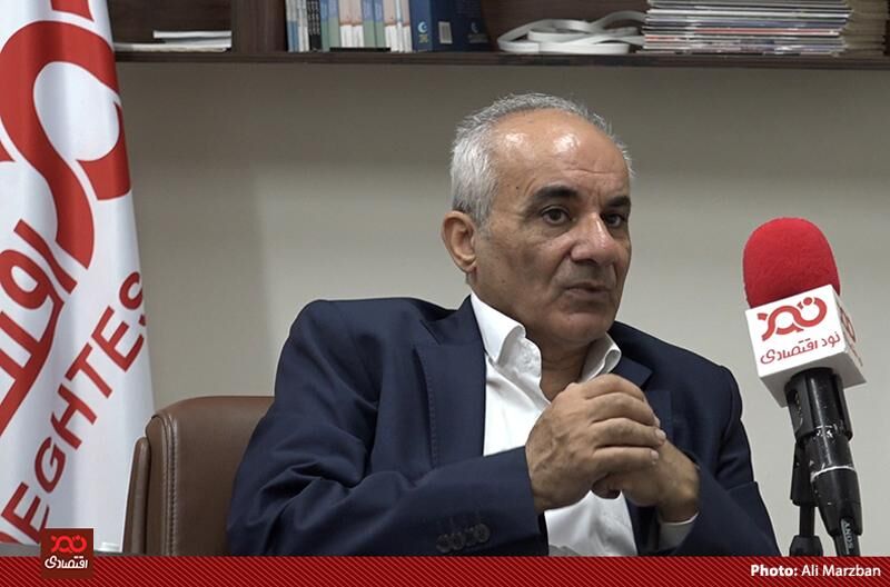 طرح "قرعه کشی" می‌تواند تا حدودی بازار خودرو را آرام کند/ افزایش تولید به تنهایی مشکل بازار خودرو را حل نمی‌کند