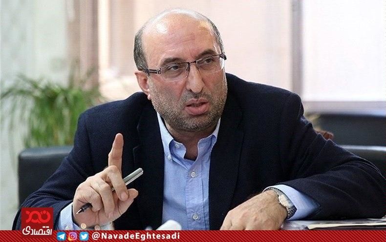 معطلی بیش از ۲ میلیون تن نهاده در بنادر/دامداران در به در دنبال خوراک دام هستند