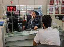  امتناع برخی بانک‌ها از فروش سهام عدالت/ مسئولان ساماندهی سهام عدالت پاسخگو باشند