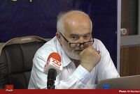 روحانی در حال نزدیک کردن کشور به سمت پرتگاه است/ قیمت دلار در زمان احمدی نژاد ۳/۵ برابر شد اما در دوران روحانی ۶ برابر!