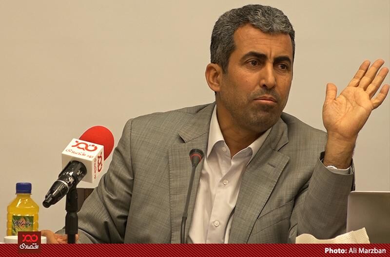  روزانه ۱۵۰۰ میلیارد تومان نقدینگی جذب بورس می‌شود