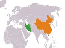 نمی‌توان با تکیه بر ارز صادراتی بازار ارز را کنترل کرد/ بهتر است "ال سی" های مورد نیازمان را با پول چین باز کنیم